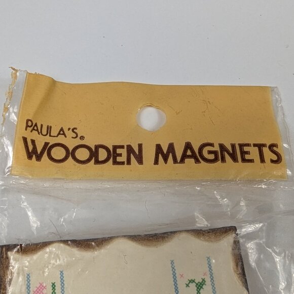 Vintage Paula's Wooden Magnet "World's Greatest Grandma" NIP - Picture 2 of 4